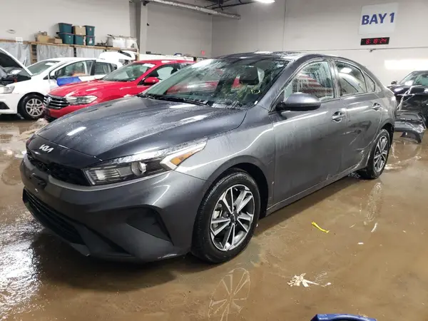3KPF24AD2RE808352 2024 KIA FORTE - Image 1