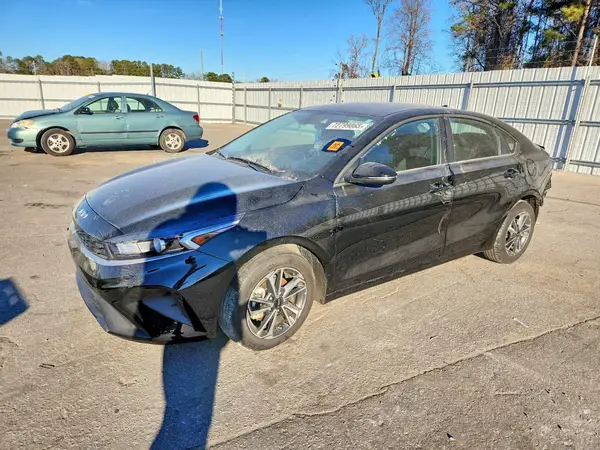 3KPF24AD2RE809940 2024 KIA FORTE - Image 1