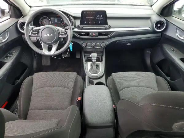 3KPF24AD2RE822347 2024 KIA FORTE - Image 8
