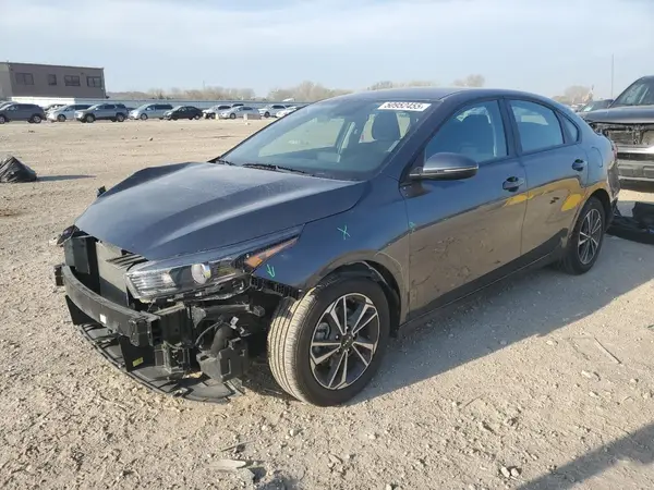 3KPF24AD2RE823787 2024 KIA FORTE - Image 1