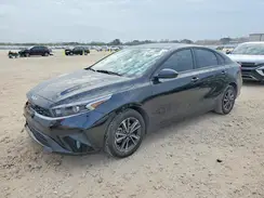 3KPF24AD2RE825992 2024 KIA FORTE