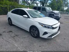3KPF24AD2RE826334 2024 KIA FORTE