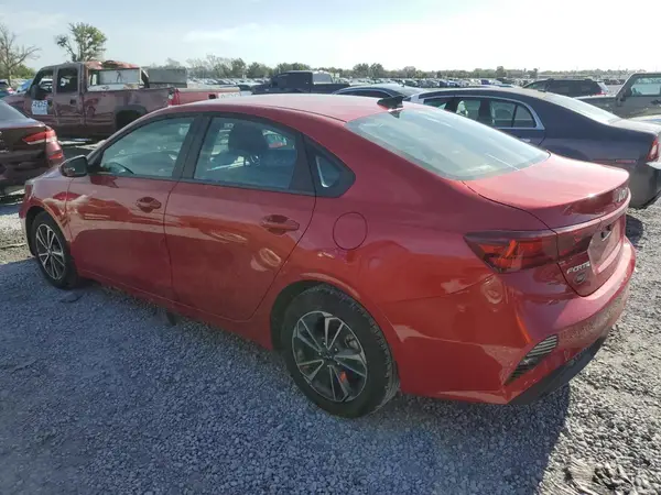 3KPF24AD2RE829542 2024 KIA FORTE - Image 2