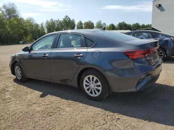 3KPF24AD2RE829749 2024 KIA FORTE - Image 2