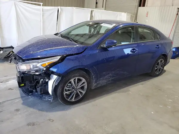 3KPF24AD2RE830688 2024 KIA FORTE - Image 1