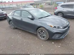 3KPF24AD2RE834627 2024 KIA FORTE
