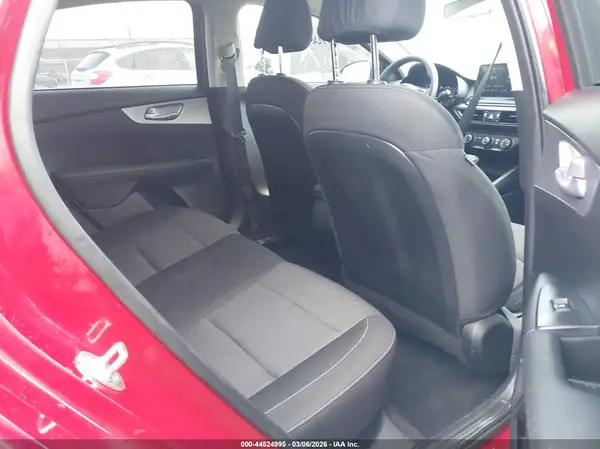3KPF24AD2RE835809 2024 KIA FORTE - Image 8