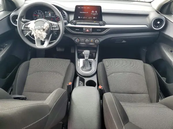 3KPF24AD2RE836085 2024 KIA FORTE - Image 8
