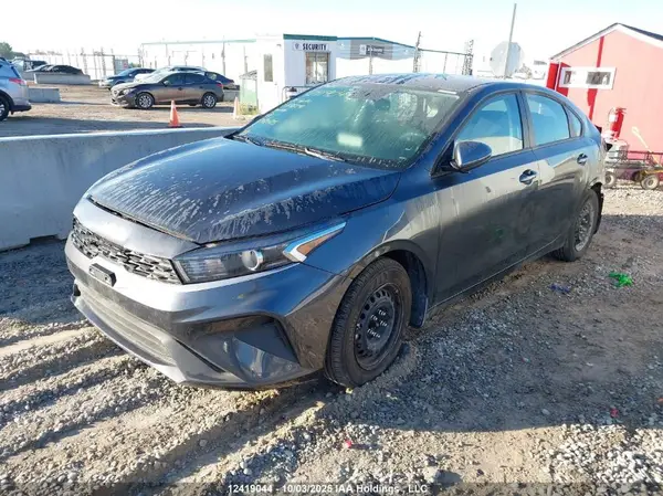 3KPF24AD2RE838340 2024 KIA FORTE - Image 2