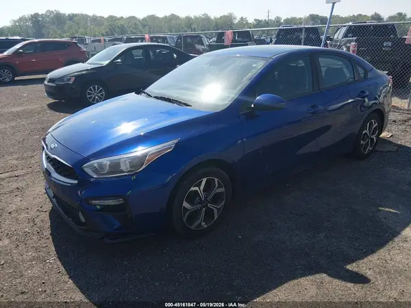 3KPF24AD3KE005989 2019 KIA FORTE - Image 2