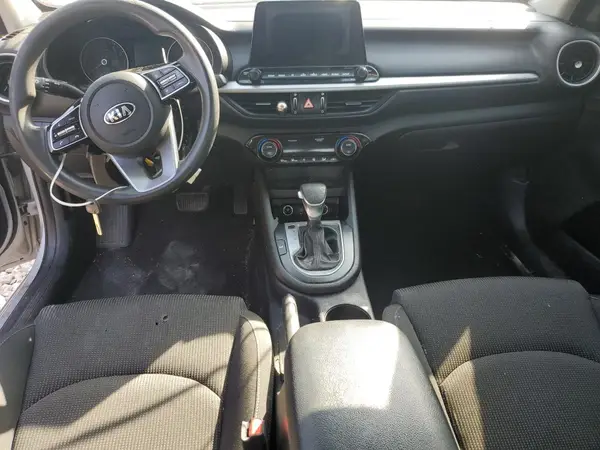 3KPF24AD3KE011162 2019 KIA FORTE - Image 8