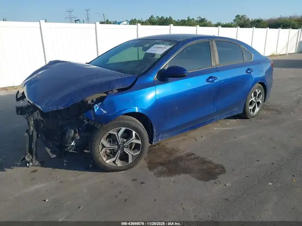 3KPF24AD3KE012084 2019 KIA FORTE - Image 2