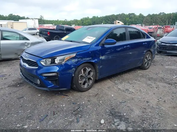 3KPF24AD3KE013770 2019 KIA FORTE - Image 2