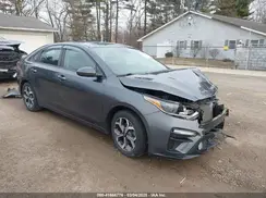 3KPF24AD3KE014207 2019 KIA FORTE