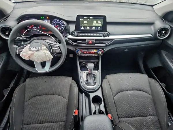 3KPF24AD3KE014952 2019 KIA FORTE - Image 8