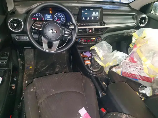 3KPF24AD3KE016300 2019 KIA FORTE - Image 8