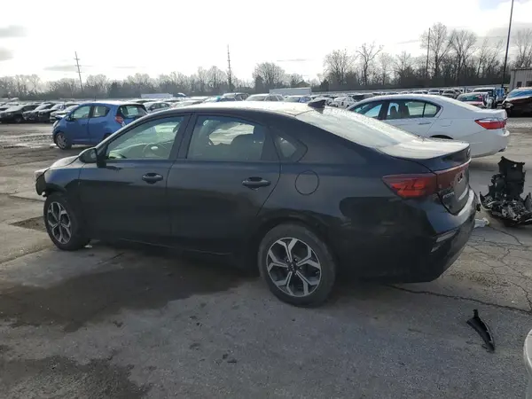 3KPF24AD3KE017589 2019 KIA FORTE - Image 2