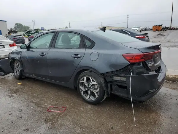 3KPF24AD3KE018290 2019 KIA FORTE - Image 2