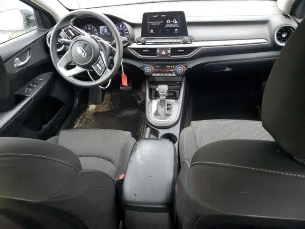 3KPF24AD3KE018290 2019 KIA FORTE - Image 8