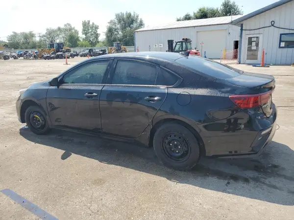 3KPF24AD3KE019603 2019 KIA FORTE - Image 2