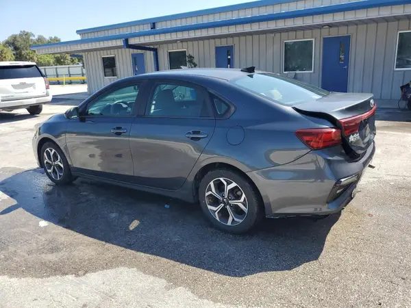 3KPF24AD3KE020668 2019 KIA FORTE - Image 2