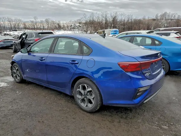 3KPF24AD3KE022338 2019 KIA FORTE - Image 2