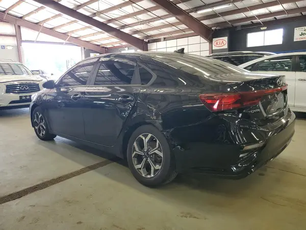 3KPF24AD3KE025191 2019 KIA FORTE - Image 2