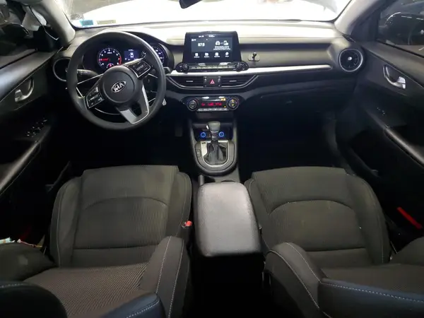 3KPF24AD3KE025191 2019 KIA FORTE - Image 8