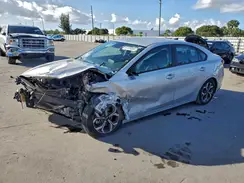 3KPF24AD3KE028284 2019 KIA FORTE