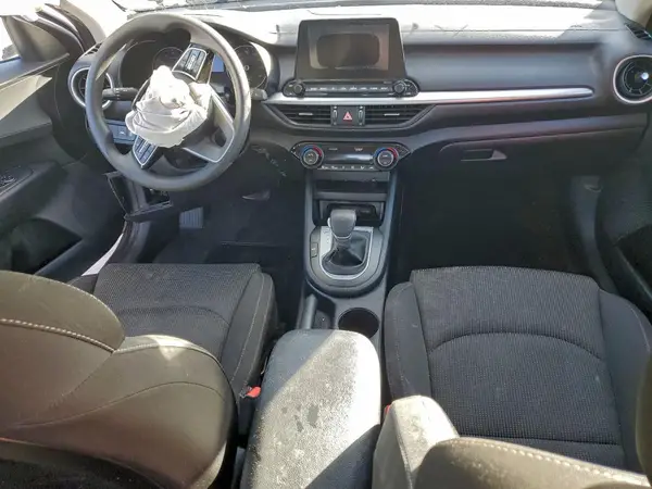 3KPF24AD3KE028284 2019 KIA FORTE - Image 8