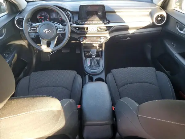 3KPF24AD3KE033551 2019 KIA FORTE - Image 8
