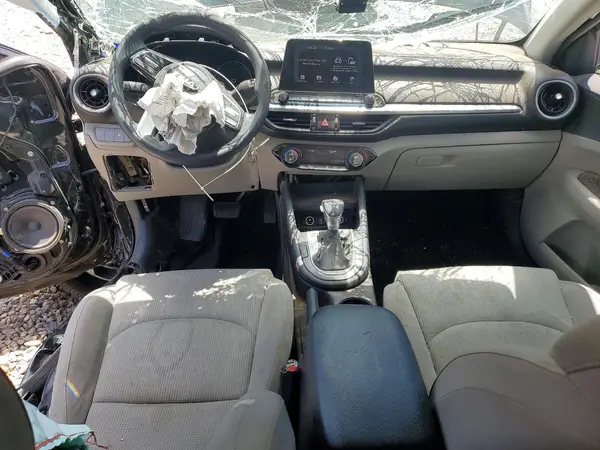 3KPF24AD3KE036126 2019 KIA FORTE - Image 8
