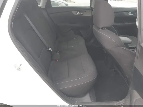 3KPF24AD3KE036580 2019 KIA FORTE - Image 8