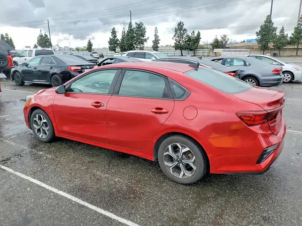3KPF24AD3KE040399 2019 KIA FORTE - Image 2