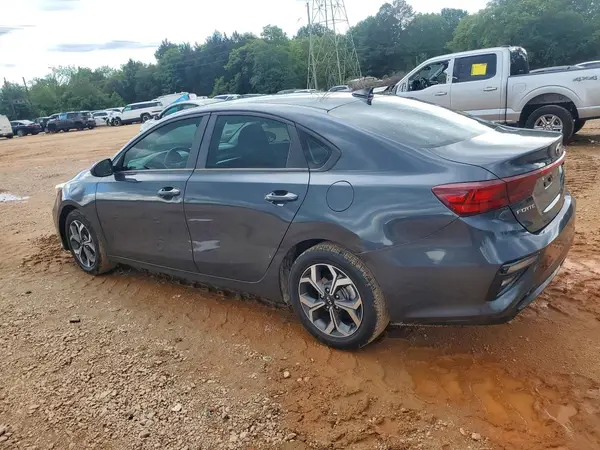 3KPF24AD3KE040788 2019 KIA FORTE - Image 2