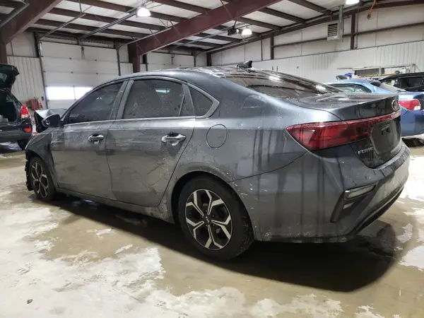 3KPF24AD3KE043142 2019 KIA FORTE - Image 2