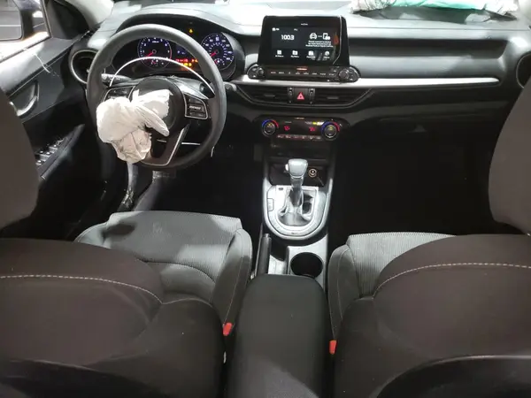 3KPF24AD3KE043142 2019 KIA FORTE - Image 8