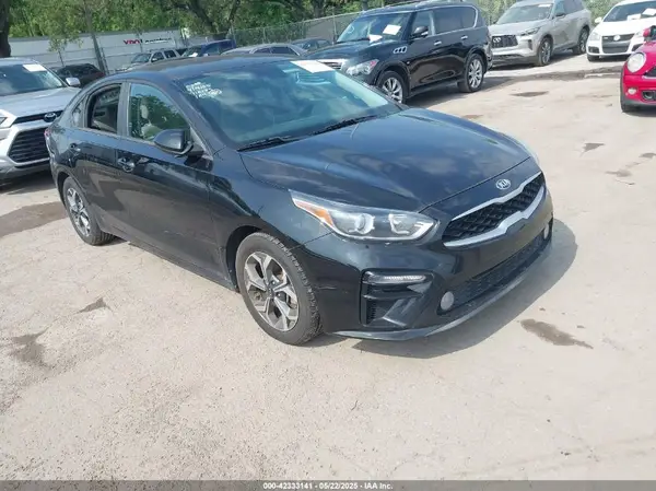 3KPF24AD3KE044372 2019 KIA FORTE - Image 1