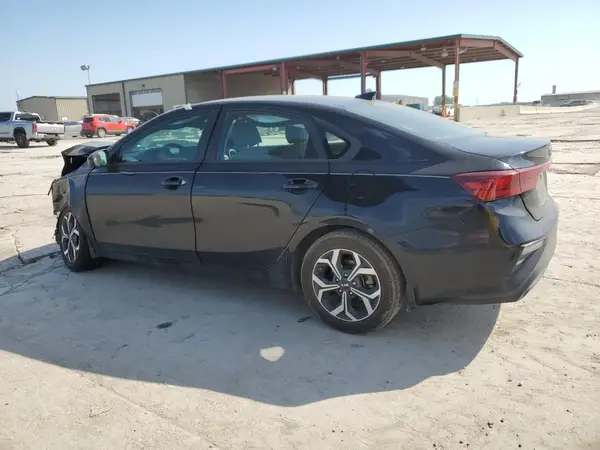 3KPF24AD3KE046137 2019 KIA FORTE - Image 2