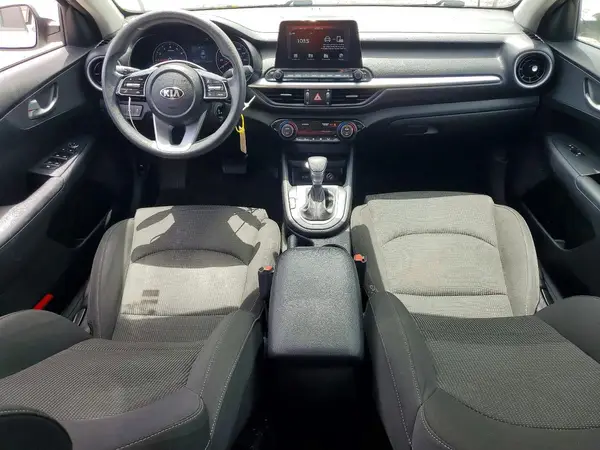 3KPF24AD3KE046946 2019 KIA FORTE - Image 8