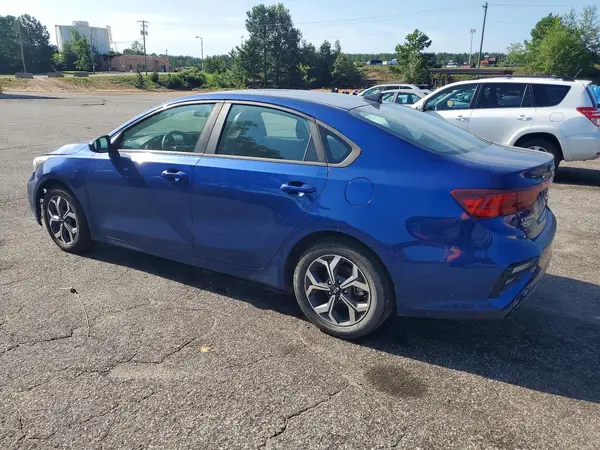 3KPF24AD3KE048440 2019 KIA FORTE - Image 2