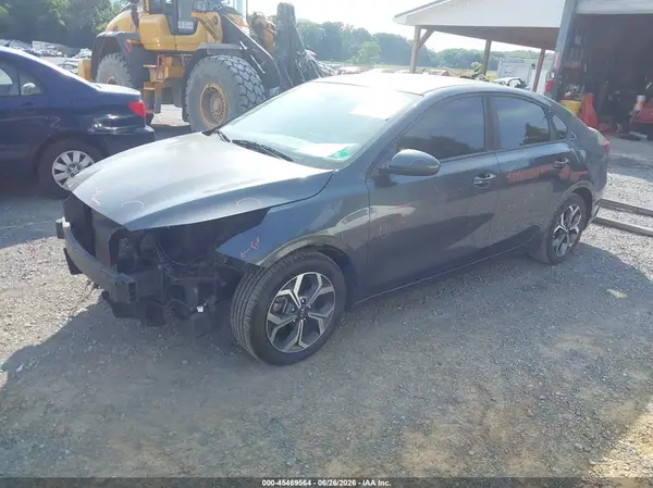 3KPF24AD3KE049135 2019 KIA FORTE - Image 2