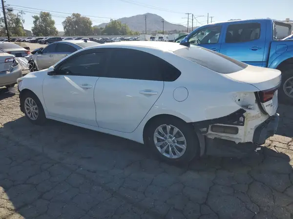 3KPF24AD3KE051872 2019 KIA FORTE - Image 2
