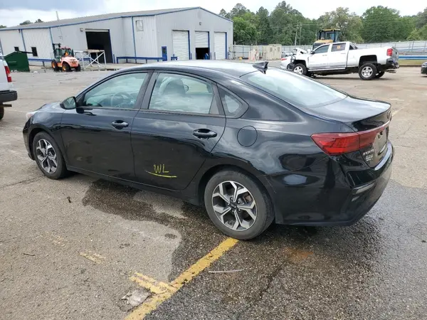 3KPF24AD3KE052794 2019 KIA FORTE - Image 2