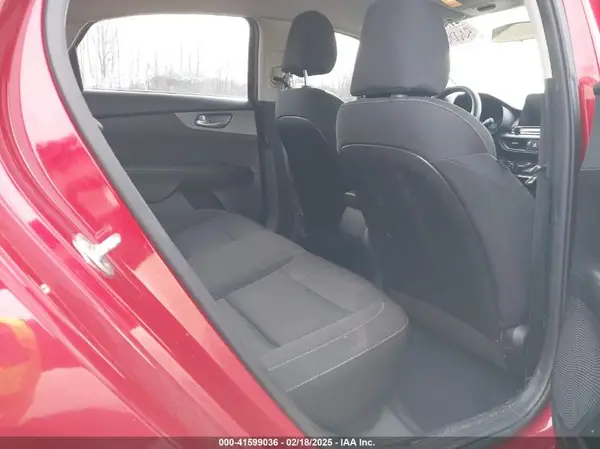 3KPF24AD3KE053458 2019 KIA FORTE - Image 8