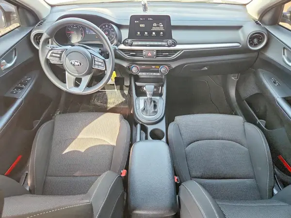 3KPF24AD3KE056991 2019 KIA FORTE - Image 8