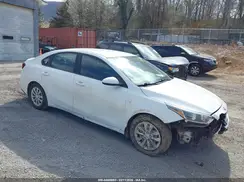 3KPF24AD3KE058045 2019 KIA FORTE