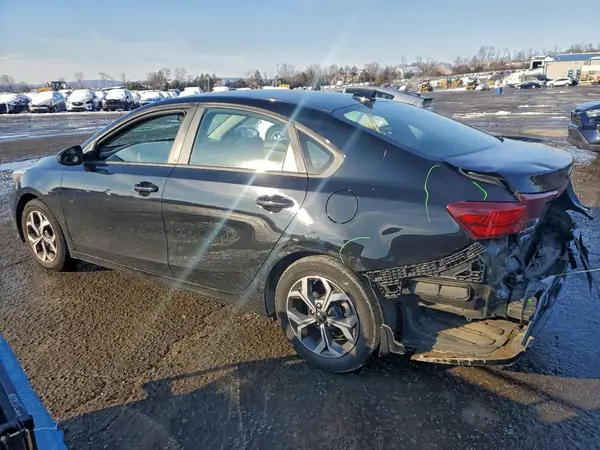 3KPF24AD3KE058594 2019 KIA FORTE - Image 2