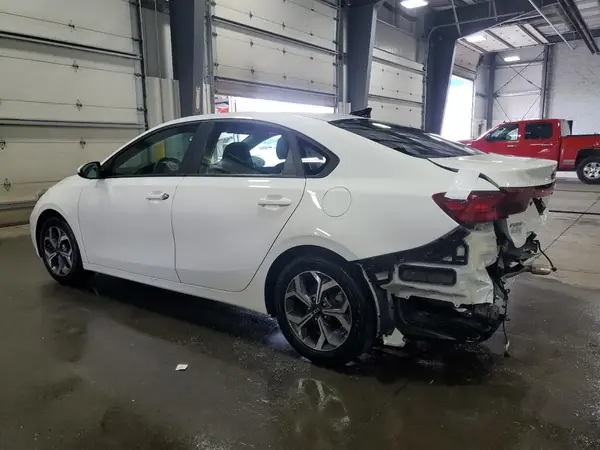 3KPF24AD3KE059454 2019 KIA FORTE - Image 2