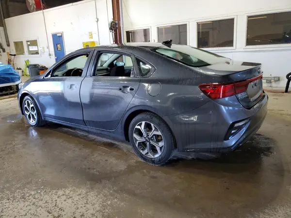 3KPF24AD3KE061253 2019 KIA FORTE - Image 2